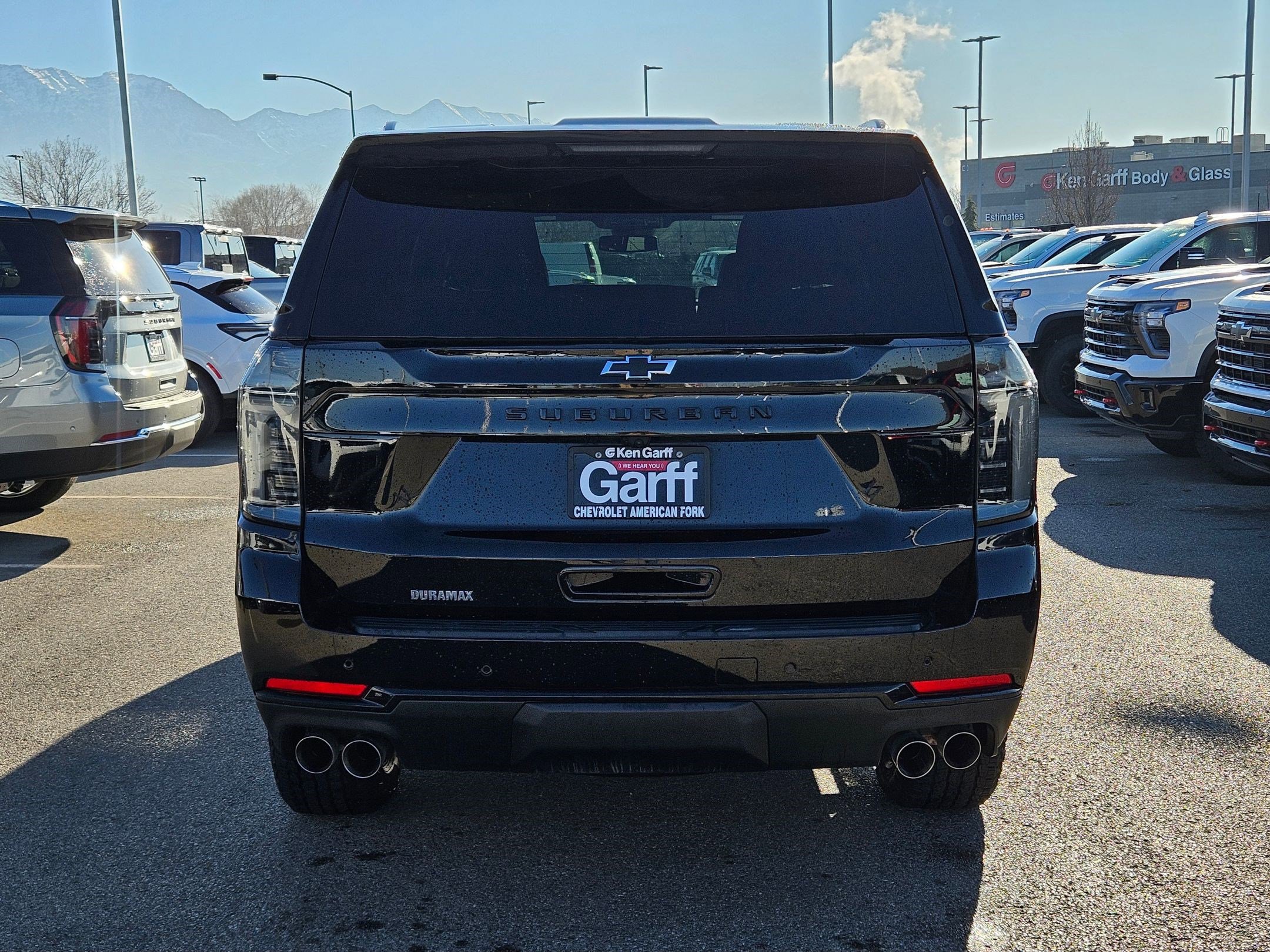 Used 2025 Chevrolet Suburban Z71 w/ Comfort Package image 4