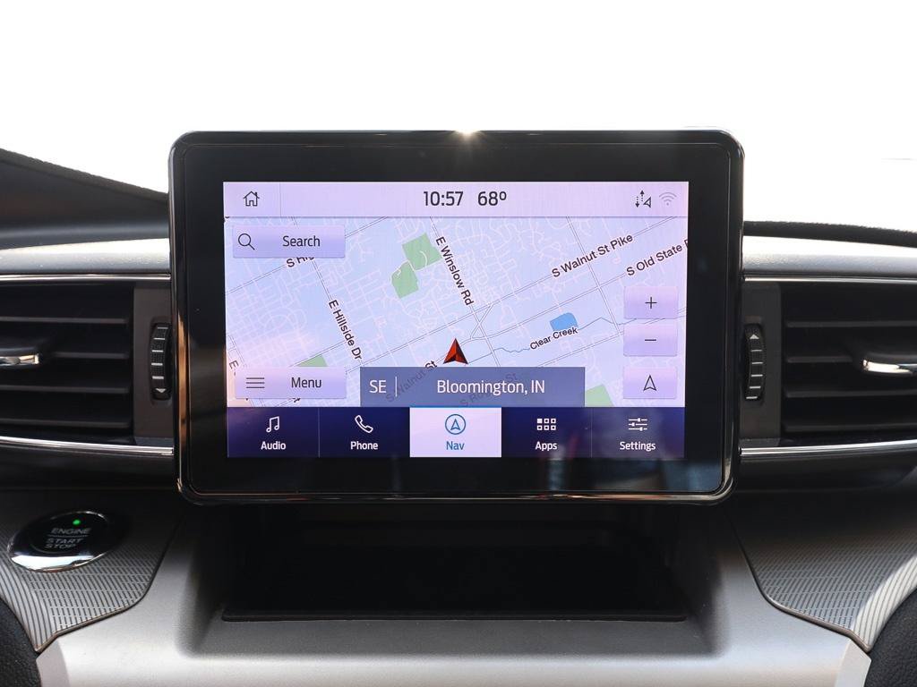 Used 2021 Ford Explorer XLT w/ Equipment Group 202A AWD/4WD image 18
