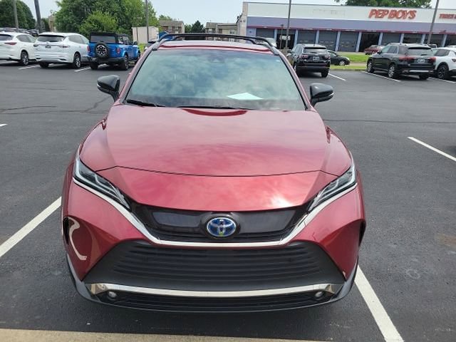 Used 2023 Toyota Venza Nightshade AWD/4WD image 2