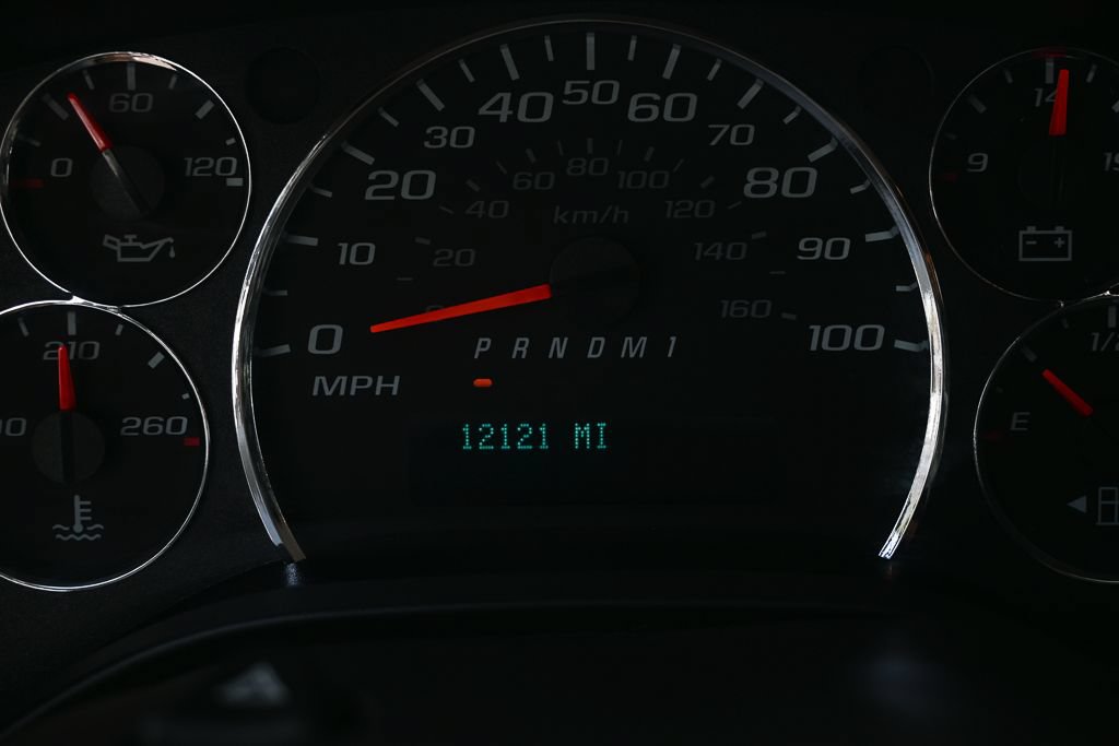 Used 2024 GMC Savana 2500 w/ Driver Convenience Package RWD image 12