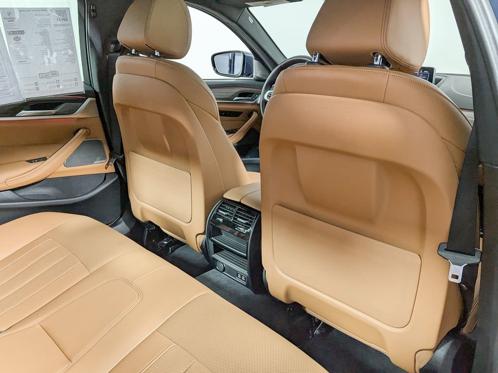 Certified 2023 BMW 530i xDrive w/ M Sport Package image 43