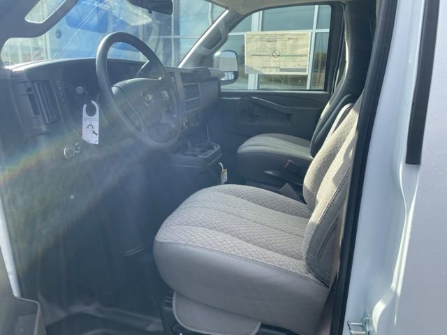 New 2025 Chevrolet Express 3500 Extended w/ Driver Convenience Package image 8