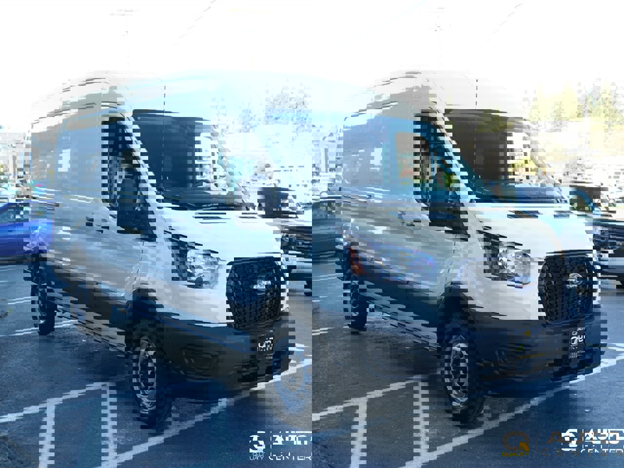 Used 2024 Ford Transit 250 148 Medium Roof w/ Load Area Protection Package image 3