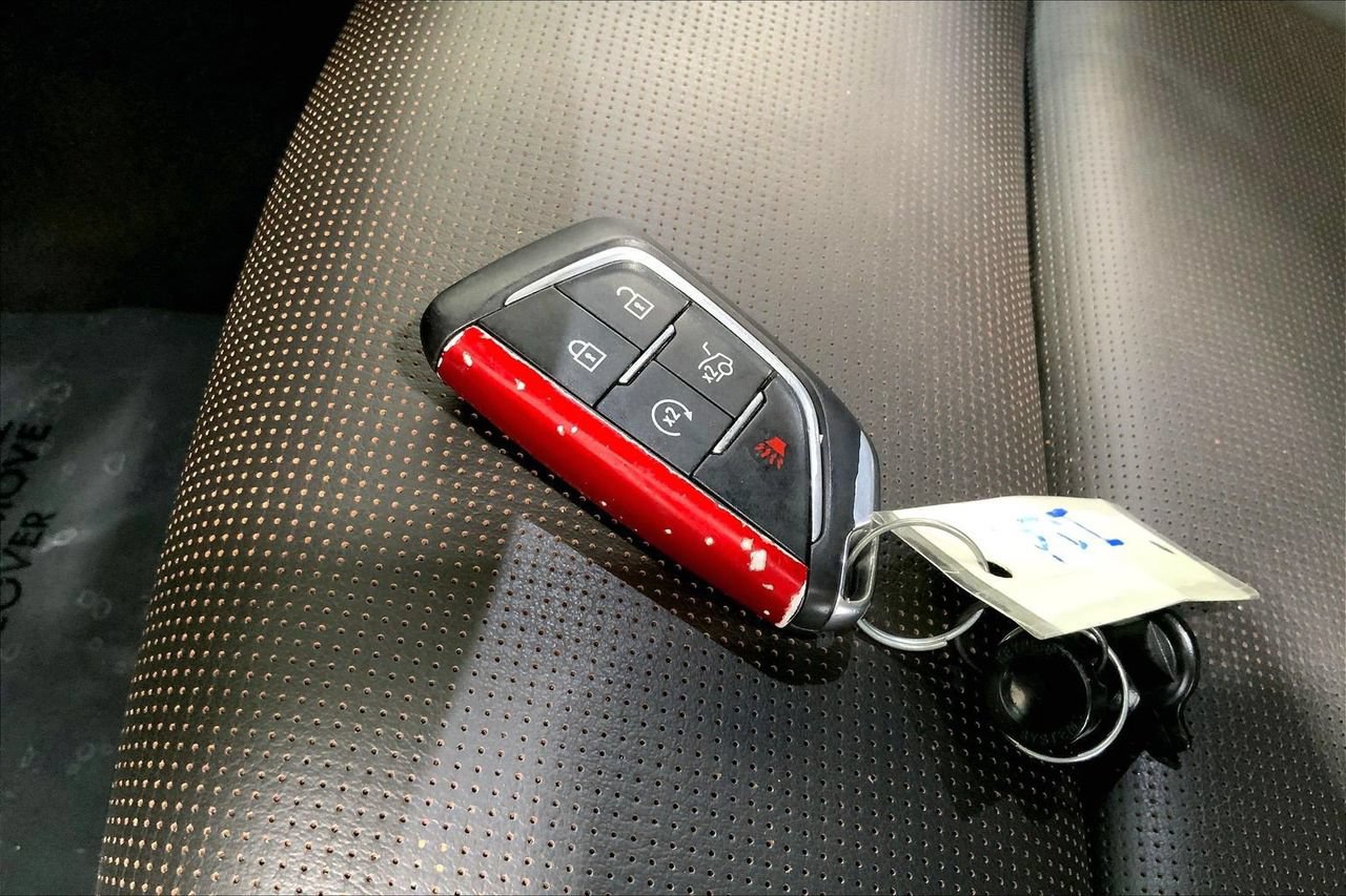 Used 2023 Cadillac CT5 V w/ Premium Package RWD image 11