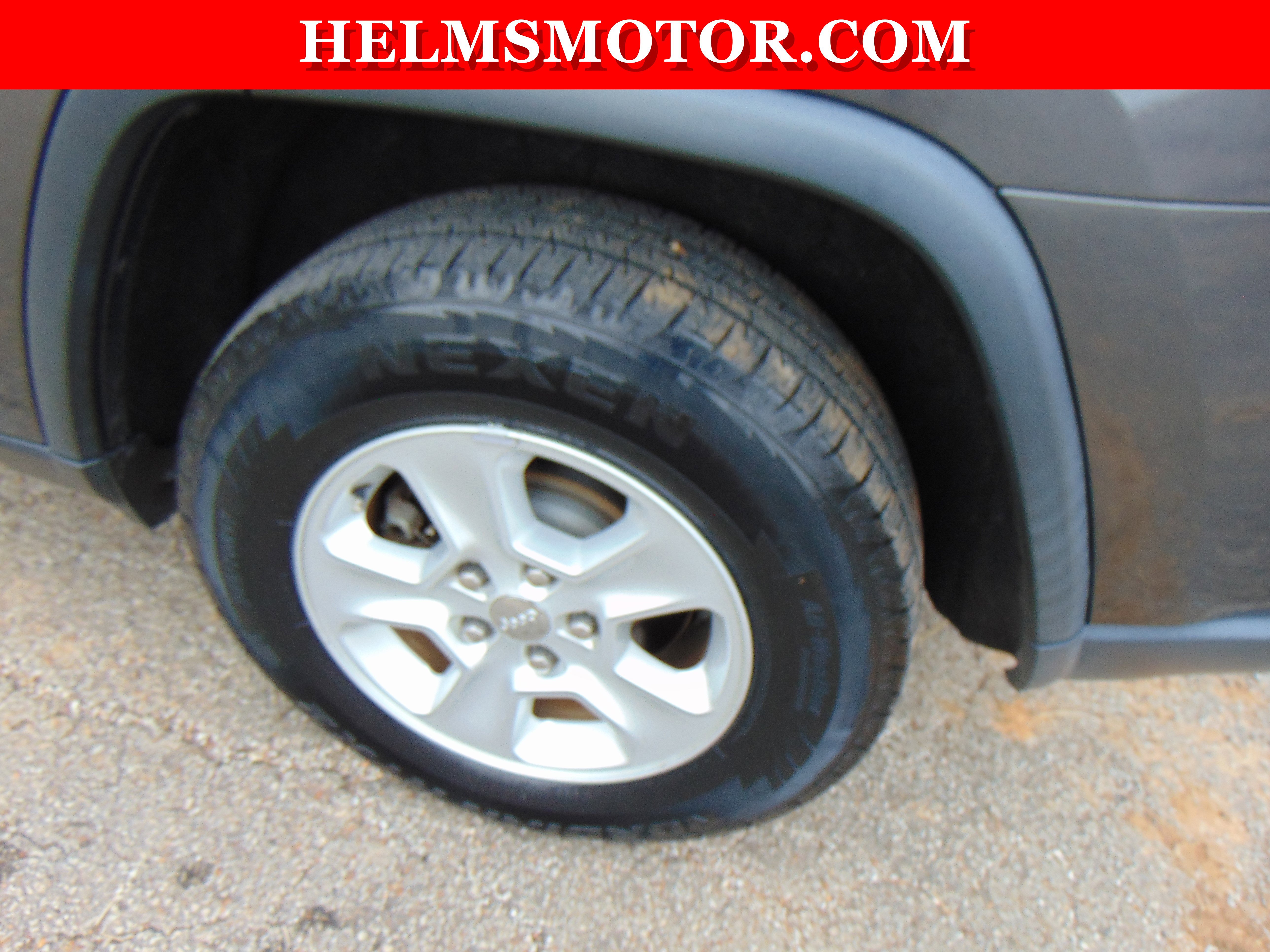 Certified 2017 Jeep Grand Cherokee Laredo w/ Quick Order Package 2BE image 20