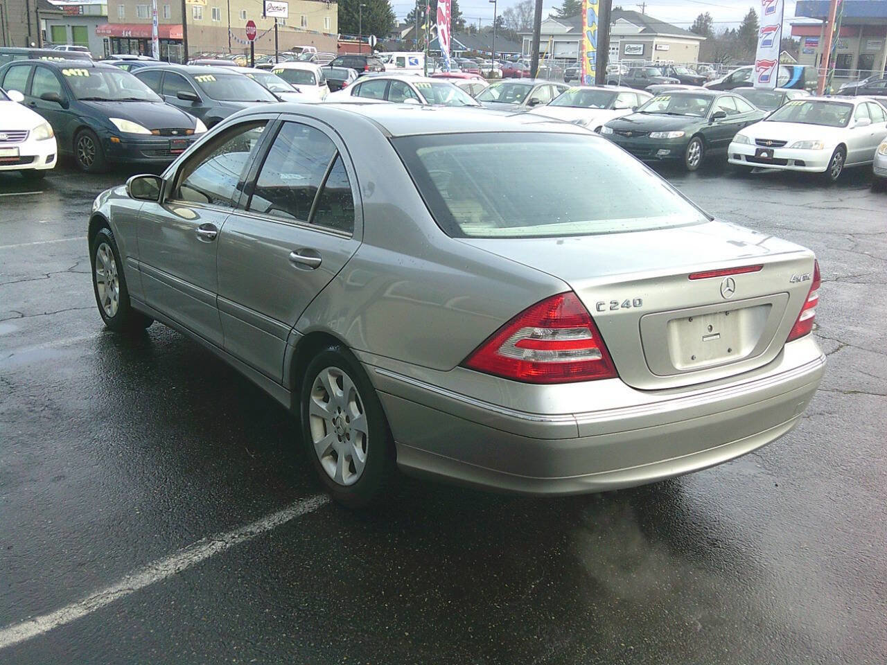 Used 2005 Mercedes-Benz C 240 4MATIC Sedan image 3