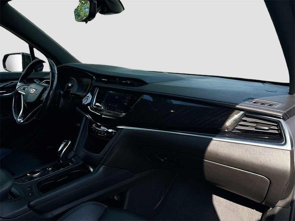 Used 2021 Cadillac XT6 Premium Luxury image 33