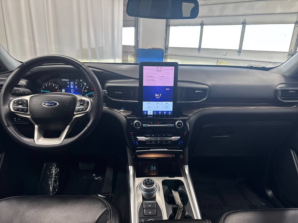 Certified 2024 Ford Explorer Limited w/ Limited Technology Package AWD/4WD image 21