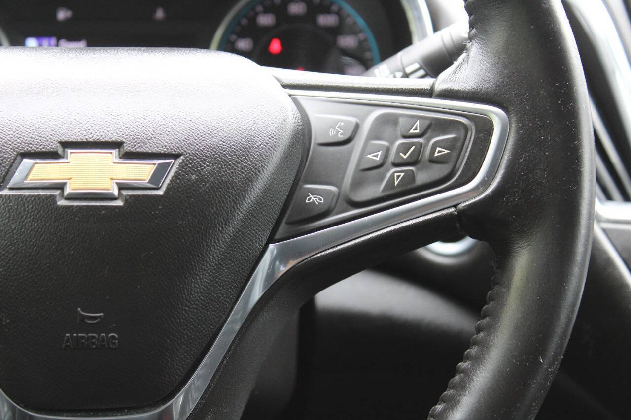 Used 2017 Chevrolet Malibu LT w/ Leather Package FWD image 37