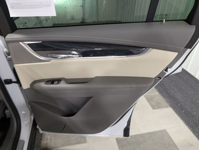 Used 2023 Cadillac XT6 Premium Luxury w/ Technology Package image 28