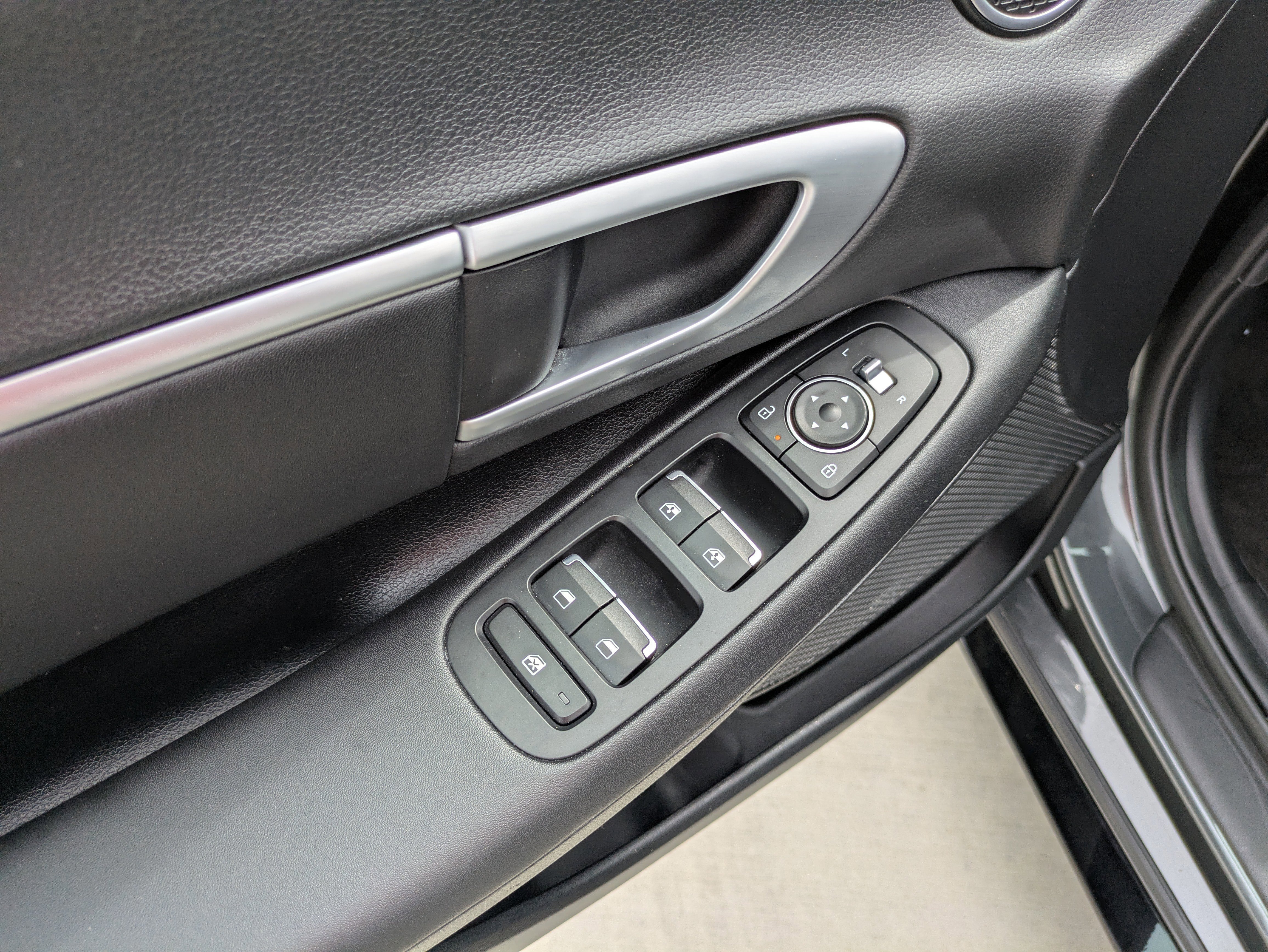 Used 2025 Hyundai Sonata SEL image 12