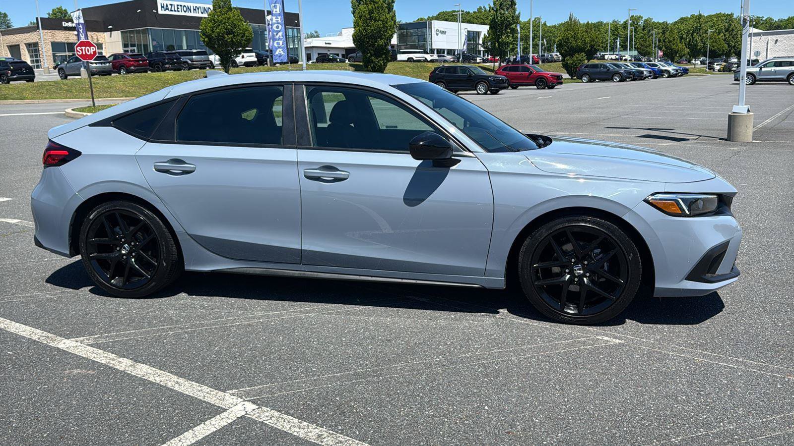 Used 2024 Honda Civic Sport image 3