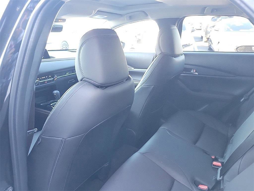 Used 2025 MAZDA CX-30 2.5 Turbo w/ Premium Package image 18