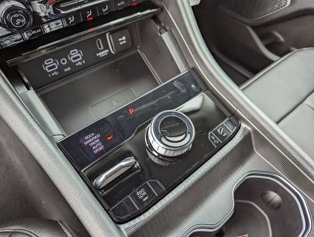 Used 2023 Jeep Grand Cherokee 4WD 4xe w/ Luxury Tech Group II image 15