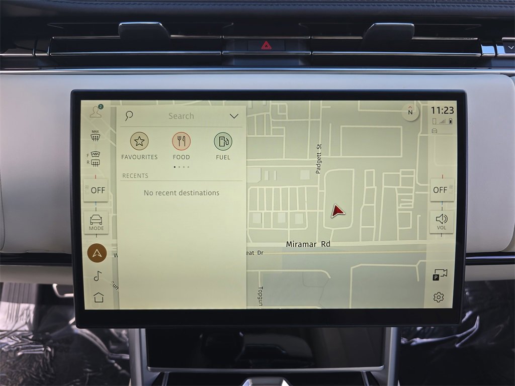 Certified 2024 Land Rover Range Rover Long Wheelbase SE image 24