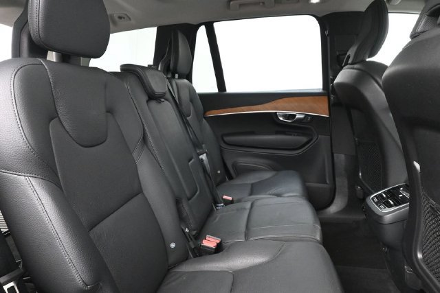 Used 2025 Volvo XC90 B6 Plus w/ Protection Package Premier AWD/4WD image 31