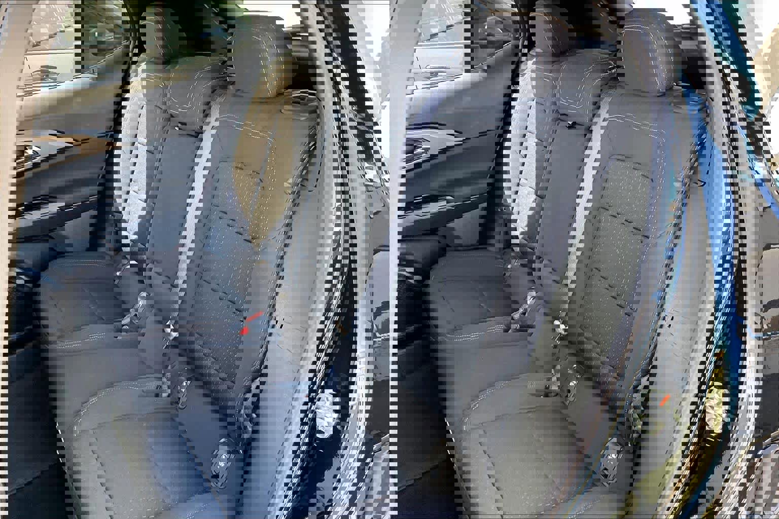 Certified 2025 Chevrolet Equinox EV LT w/ Comfort Package image 19