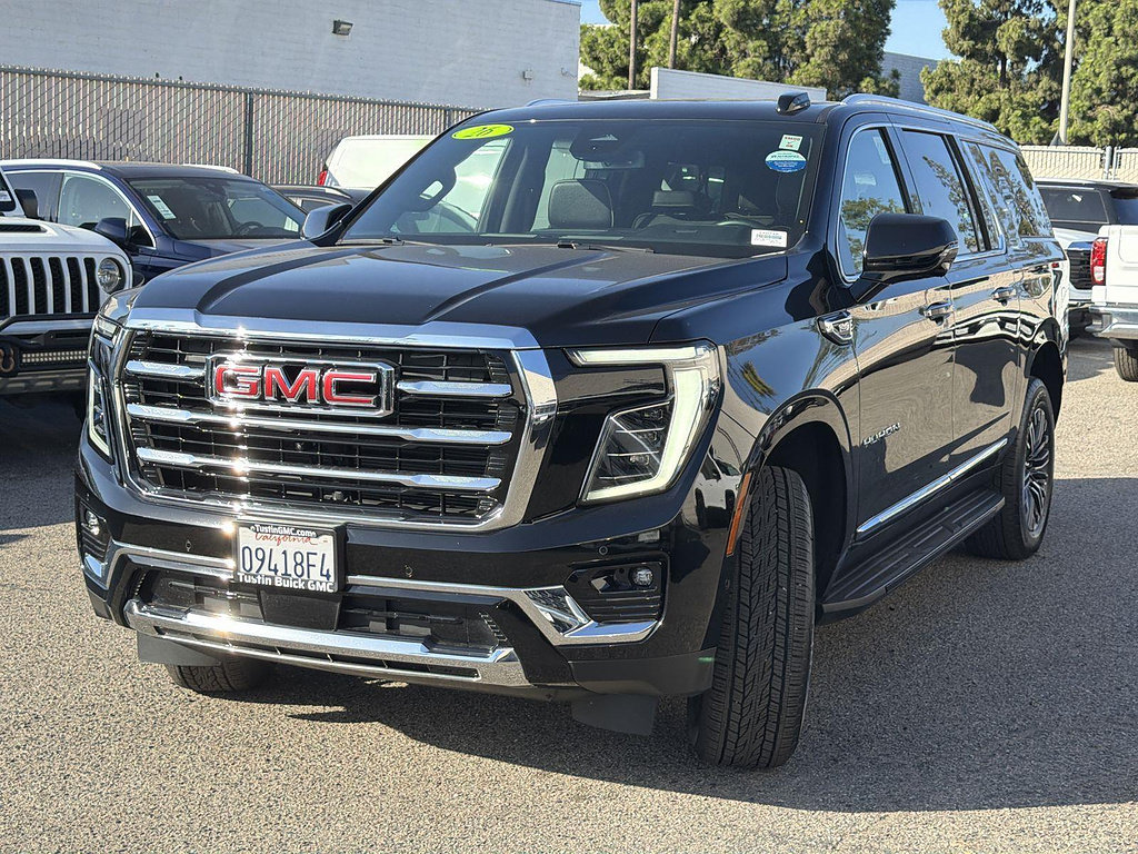 Used 2026 GMC Yukon XL Elevation RWD image 3