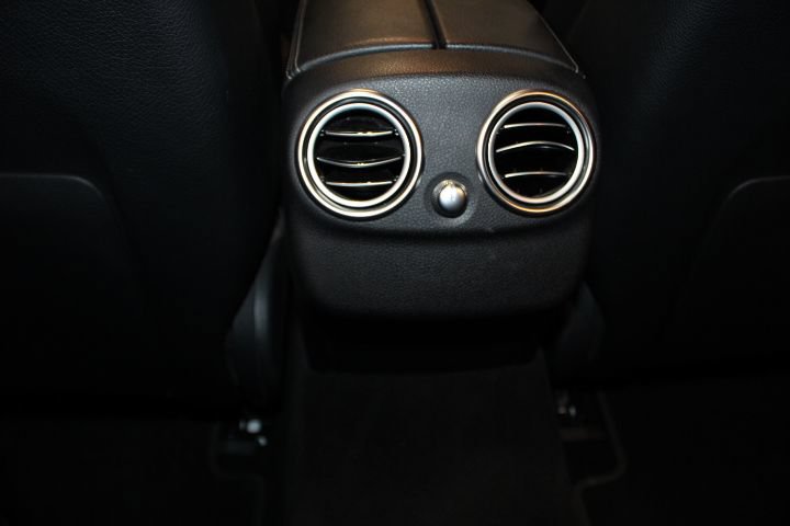 Used 2019 Mercedes-Benz C 300 4MATIC Sedan image 21