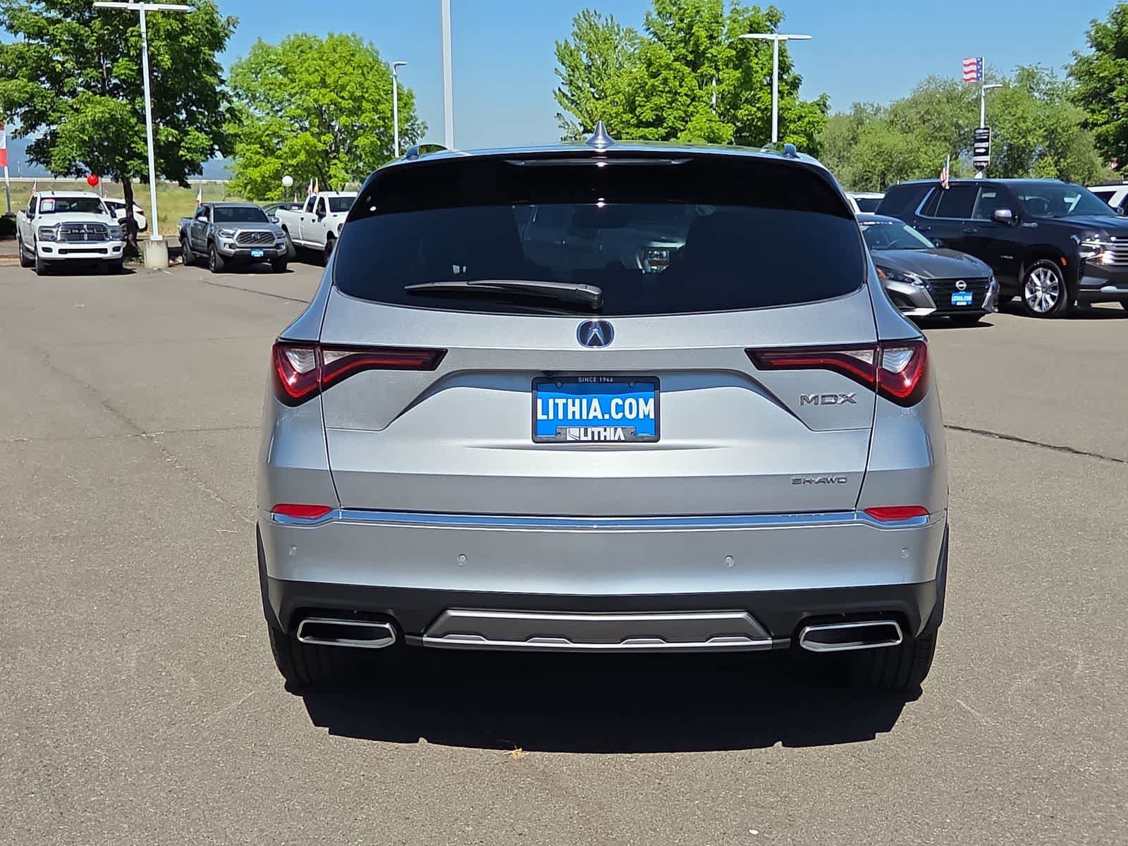 Used 2025 Acura MDX SH-AWD w/ Technology Package image 13