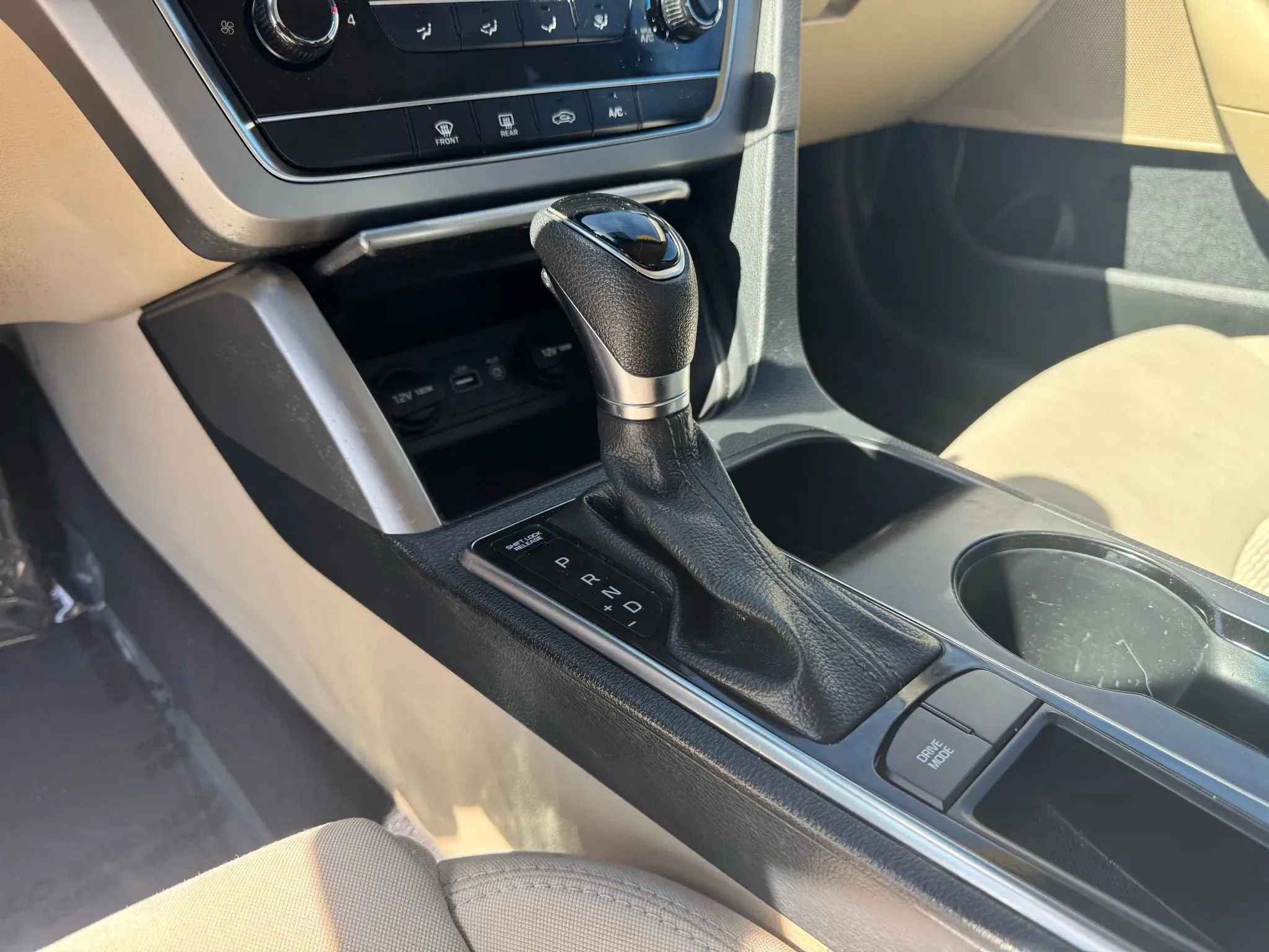 Used 2017 Hyundai Sonata SE image 16