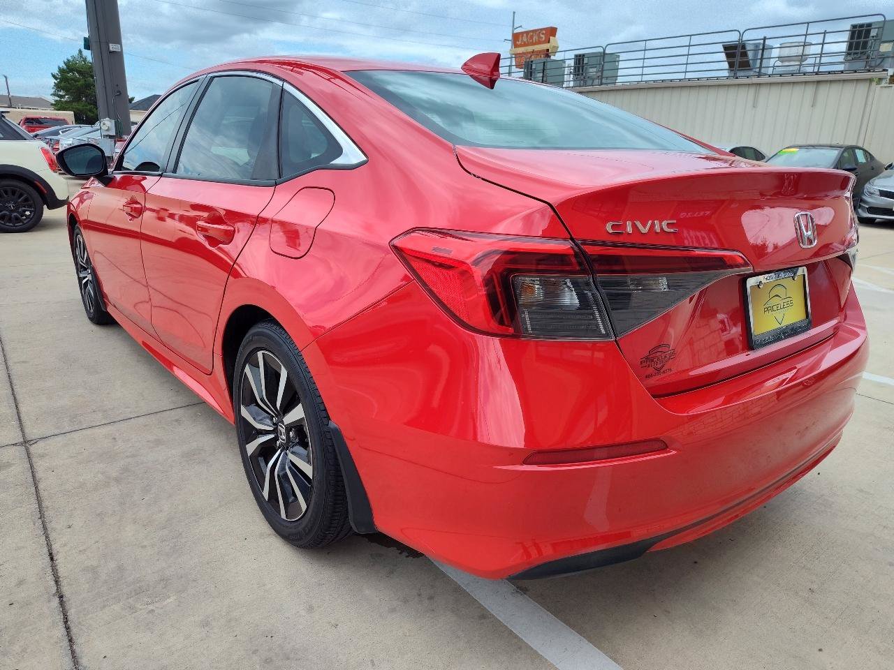 Used 2022 Honda Civic EX image 6