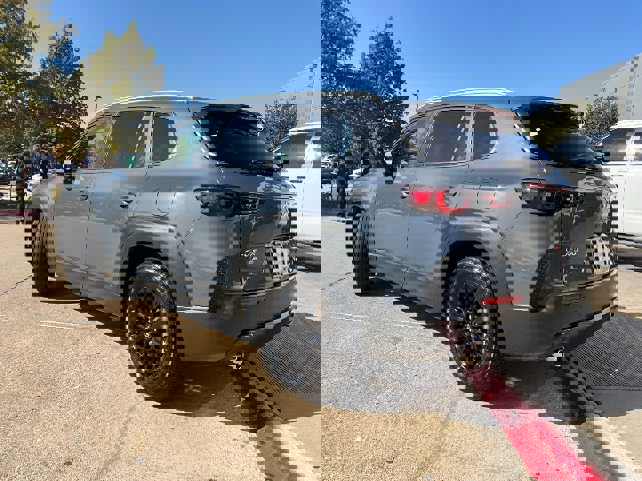 Used 2025 MAZDA CX-50 AWD 2.5 S w/ Select Package image 8