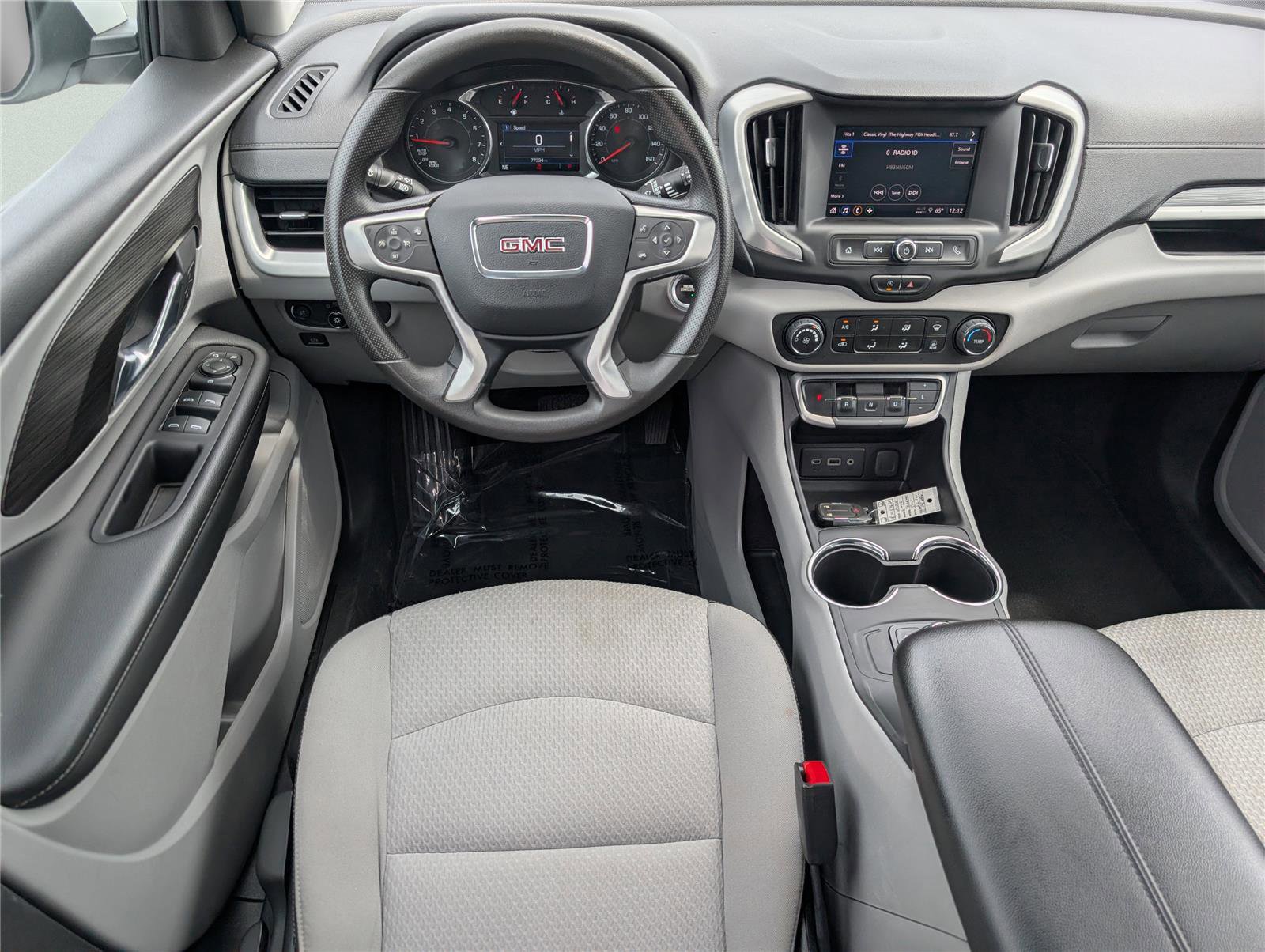 Used 2024 GMC Terrain SLE FWD image 29