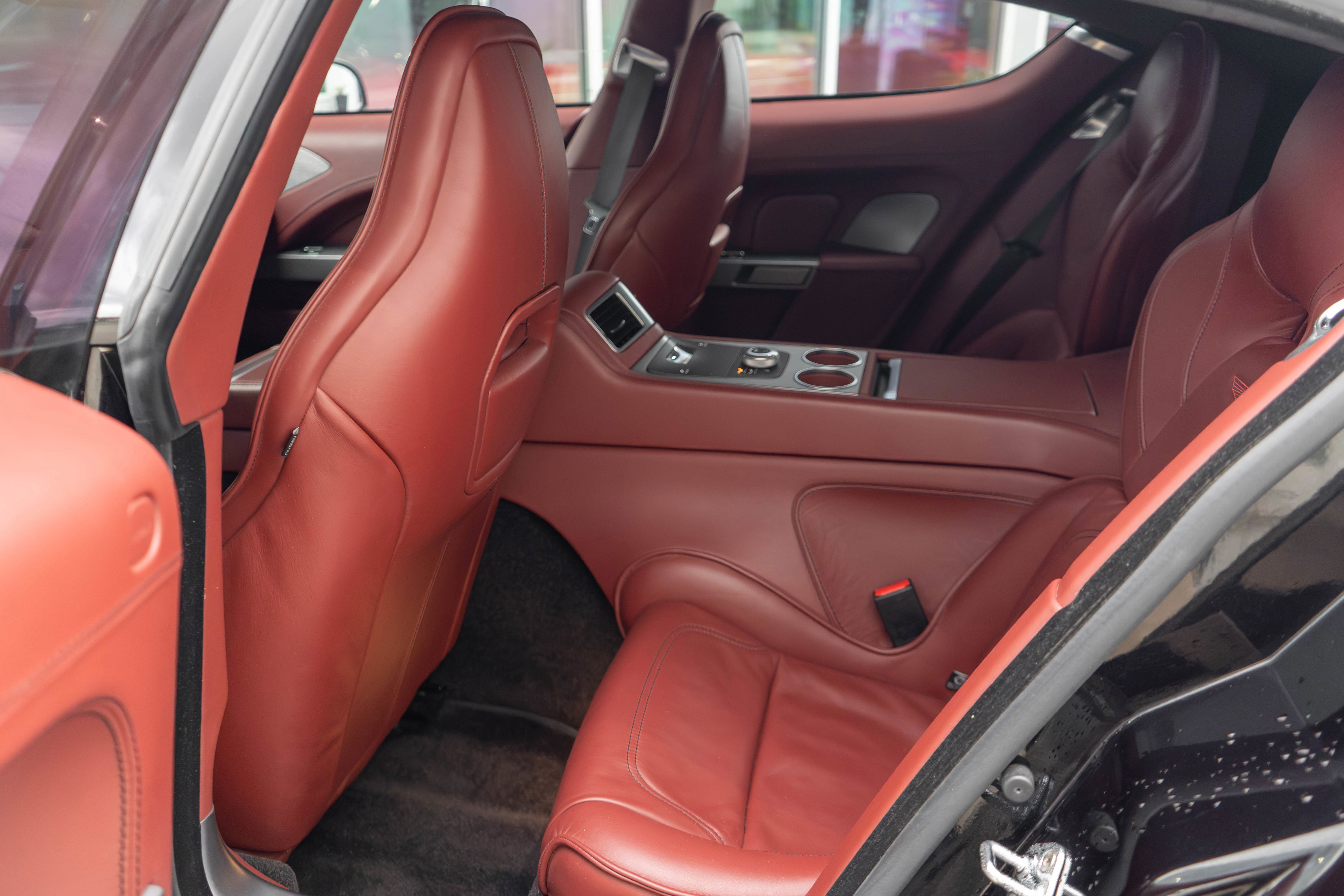 Used 2016 Aston Martin Rapide S image 11