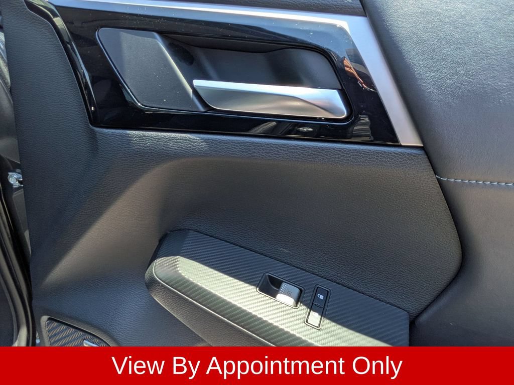 Used 2025 Mitsubishi Outlander SE AWD/4WD image 33