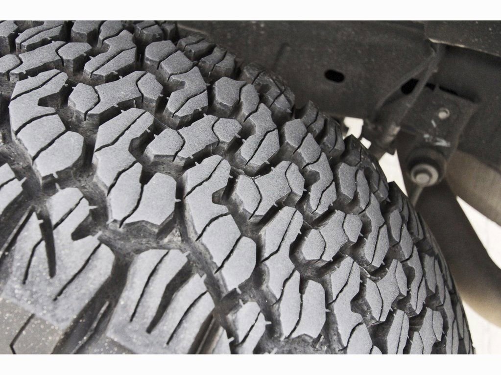 Used 2022 Jeep Gladiator Rubicon w/ Trailer Tow Package image 31