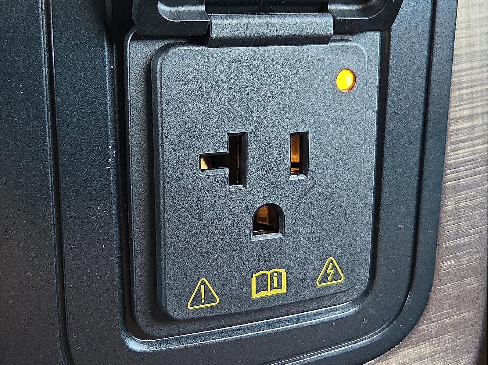 Used 2024 Ford F150 King Ranch w/ FX4 Off-Road Package image 20