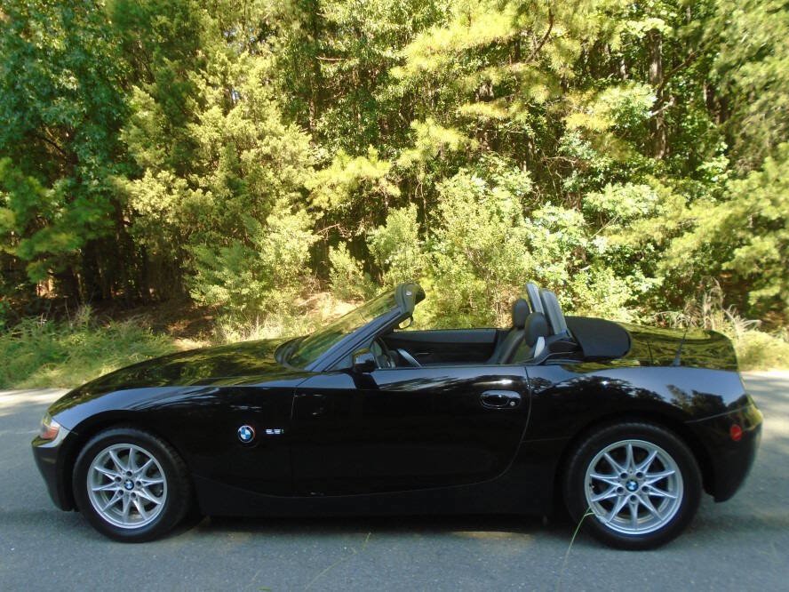 Used 2003 BMW Z4 2.5i RWD image 8
