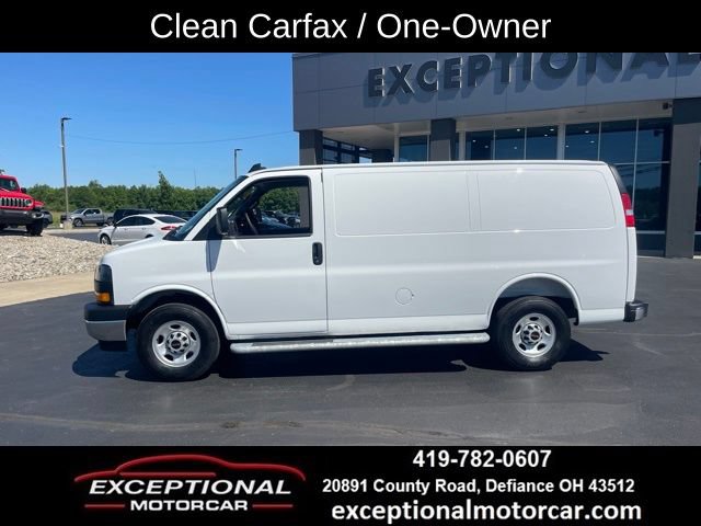 Used 2025 GMC Savana 2500 w/ Driver Convenience Package RWD image 2