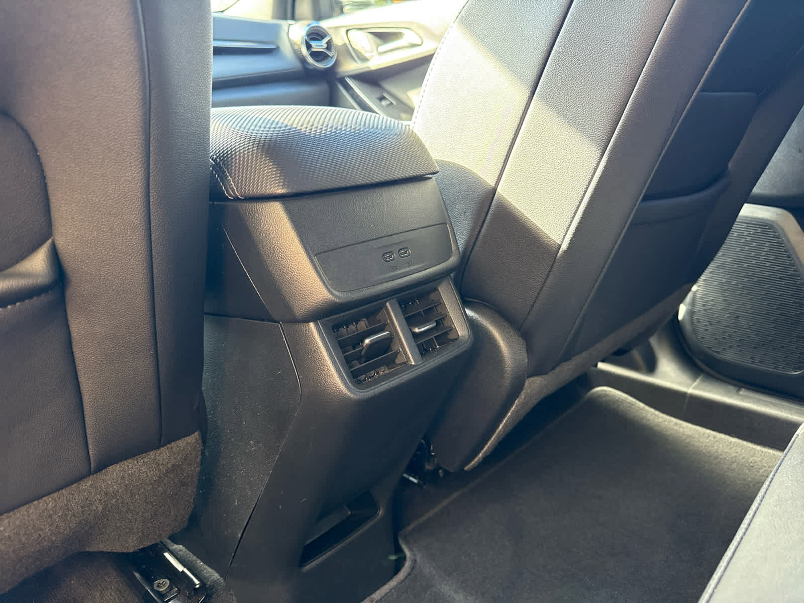 Used 2025 Chevrolet Equinox LT w/ Convenience Package II image 23