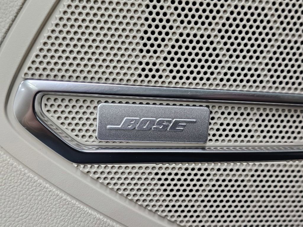 Used 2022 Buick Envision Avenir w/ Technology Package II image 39