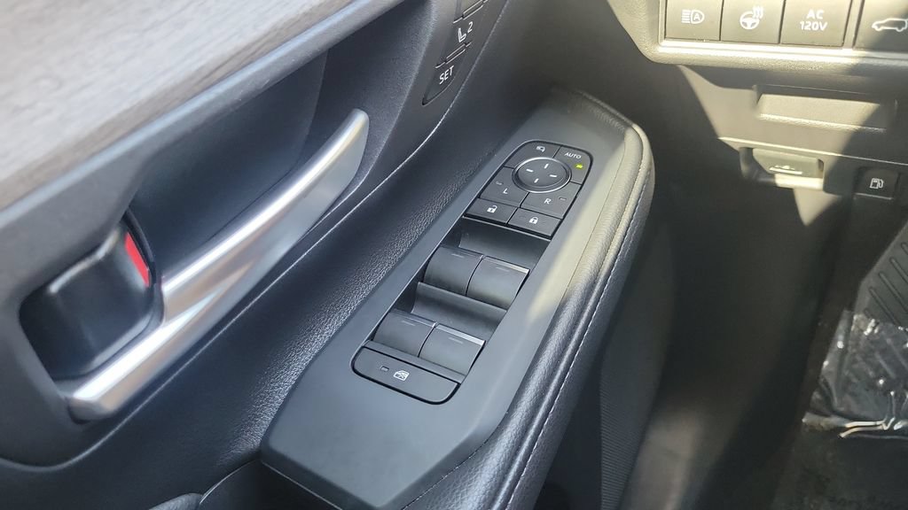 Certified 2025 Toyota Grand Highlander AWD Hybrid image 19