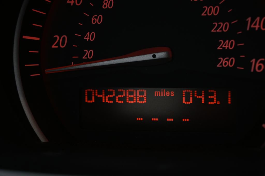 Used 2008 BMW Z4 3.0i RWD image 19
