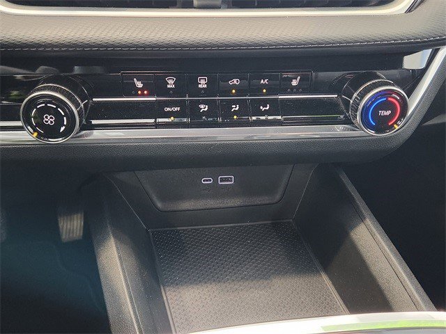 Certified 2025 Chevrolet Equinox LT w/ Safety and Technology Package image 25