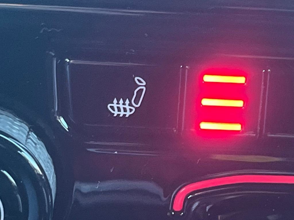 New 2025 Jeep Grand Cherokee Laredo image 9