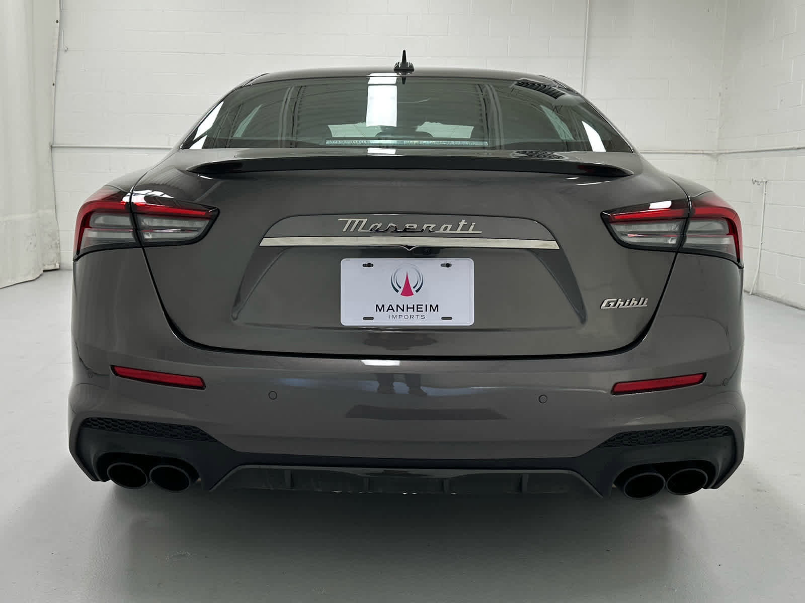 Used 2022 Maserati Ghibli Trofeo image 7