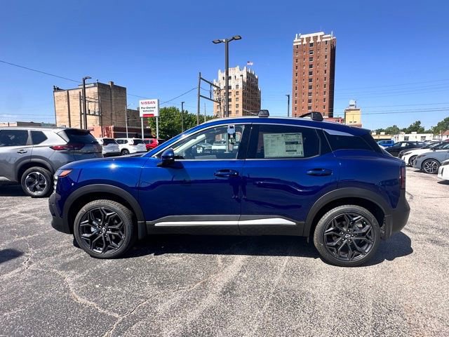 New 2025 Nissan Kicks SR image 5