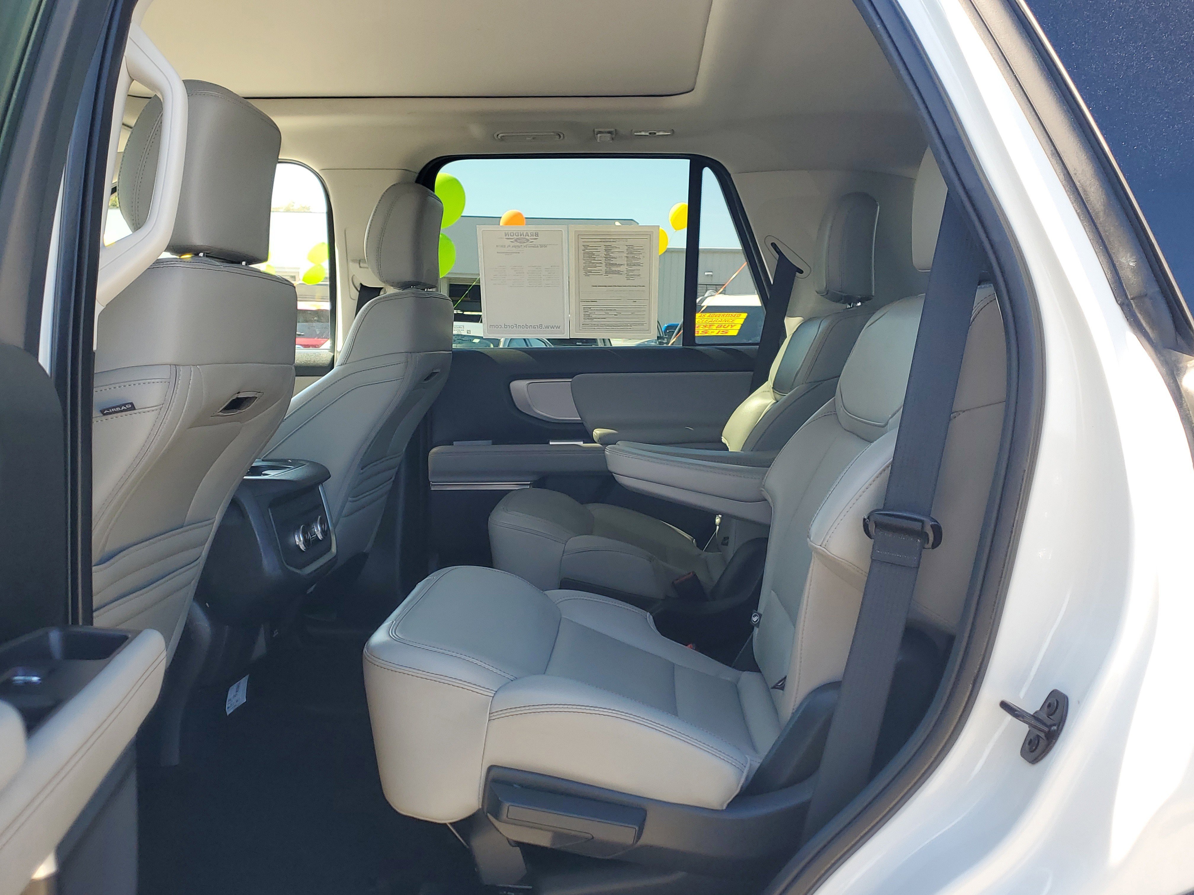 Certified 2025 Ford Expedition Active image 14