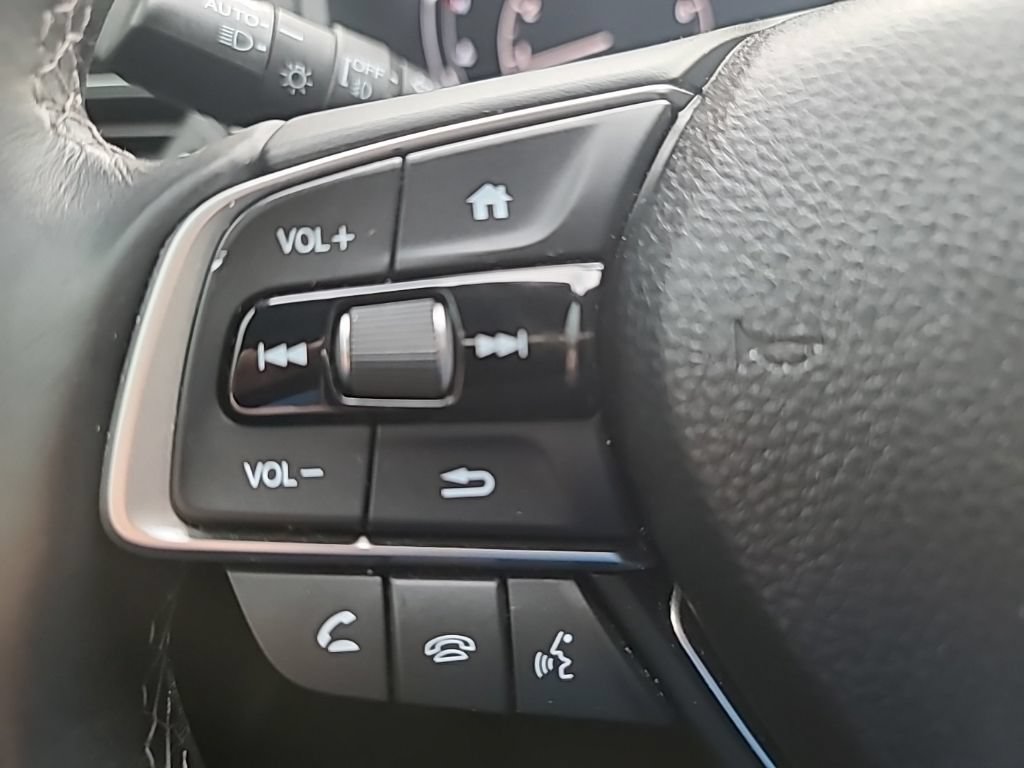 Used 2018 Honda Accord EX-L image 12