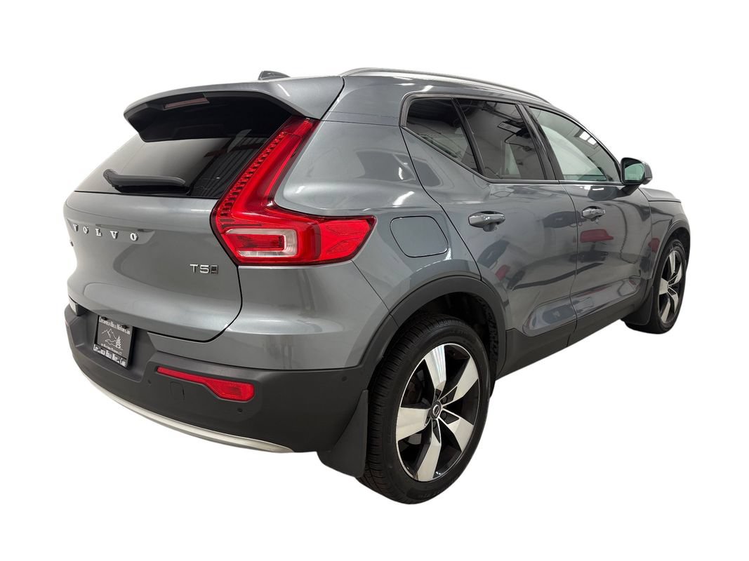 Used 2019 Volvo XC40 T5 Momentum AWD/4WD image 4