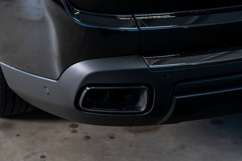 Used 2022 Rolls-Royce Cullinan Black Badge image 25