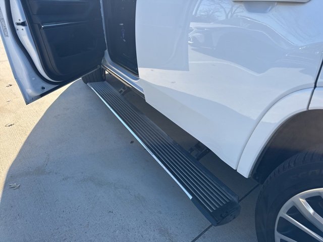 Used 2023 Jeep Grand Wagoneer Series III image 9