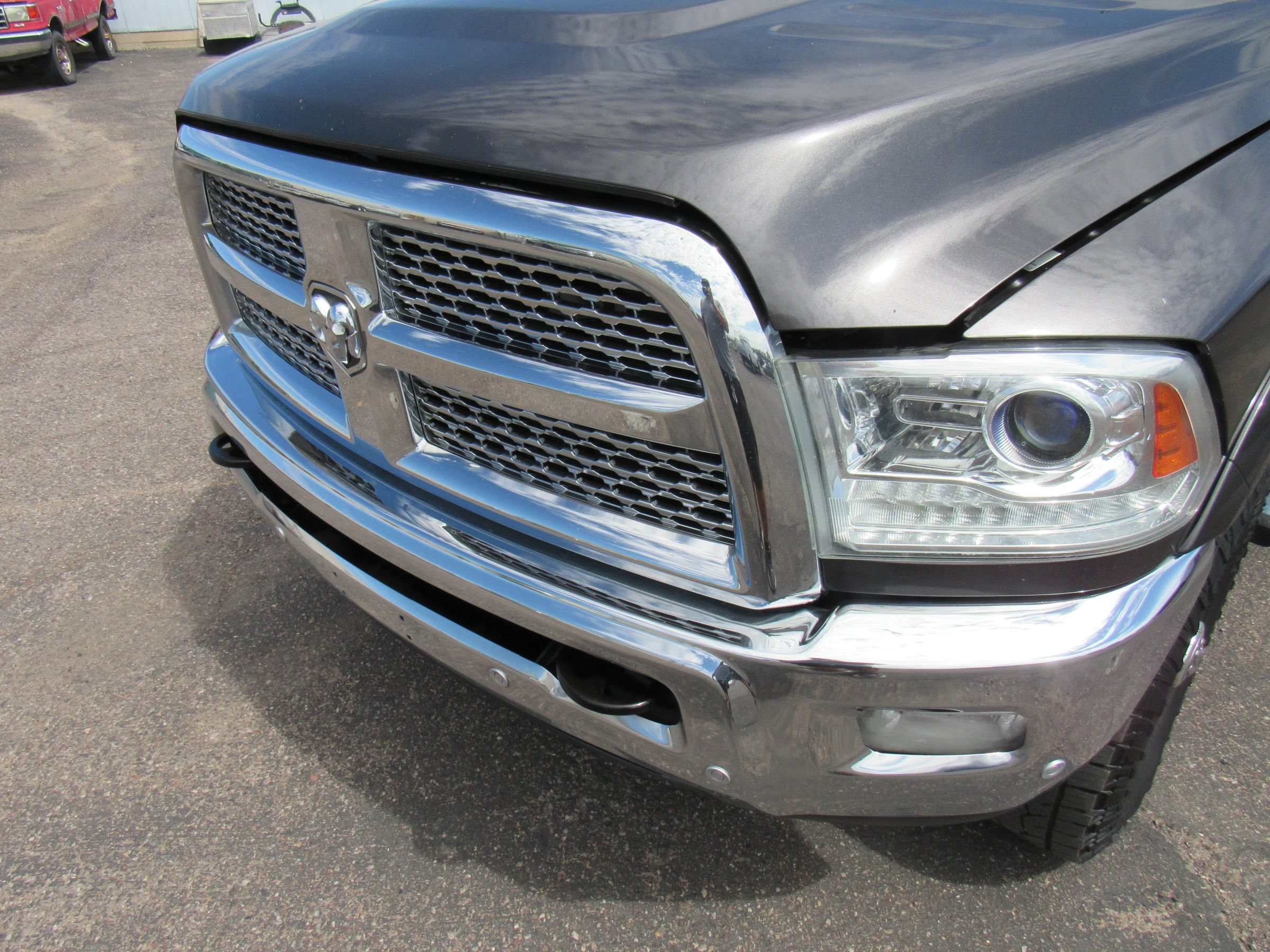 Used 2018 RAM 2500 Laramie w/ Convenience Group AWD/4WD image 22