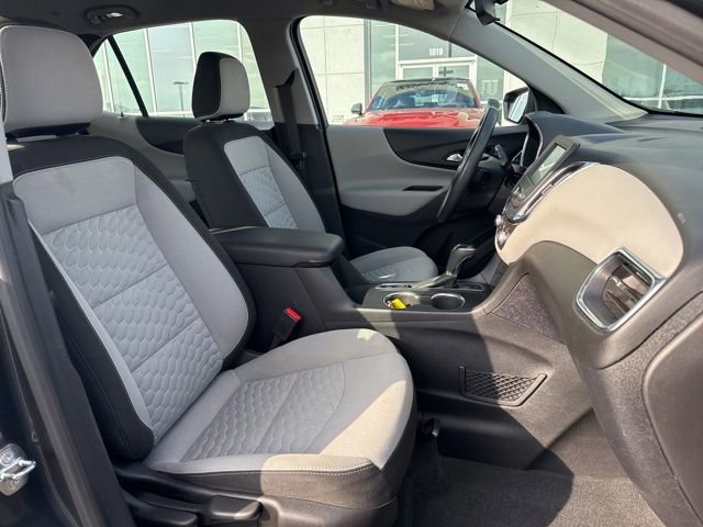 Used 2018 Chevrolet Equinox LS image 27