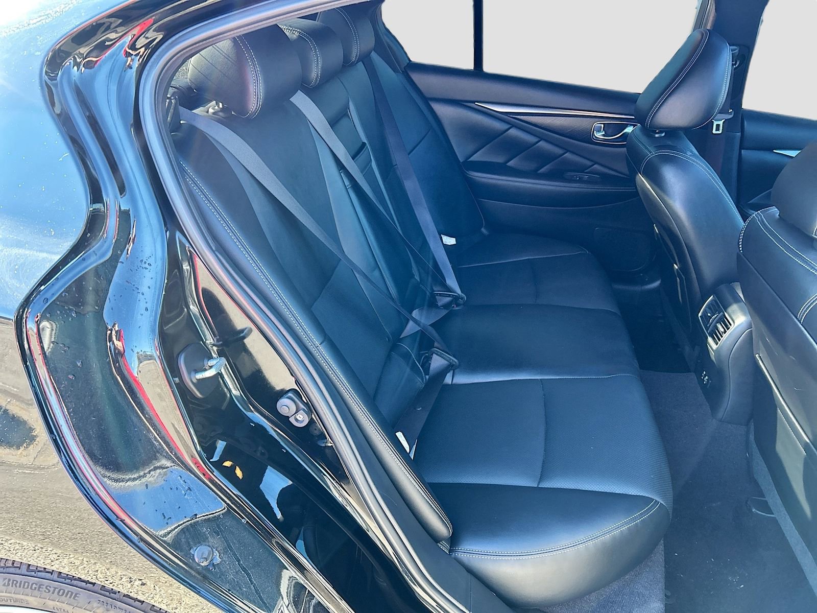 Used 2023 INFINITI Q50 Sensory image 29